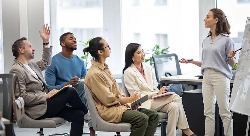 10 Leadership Training Programs to Empowering the Next Generation of Pharma Leaders