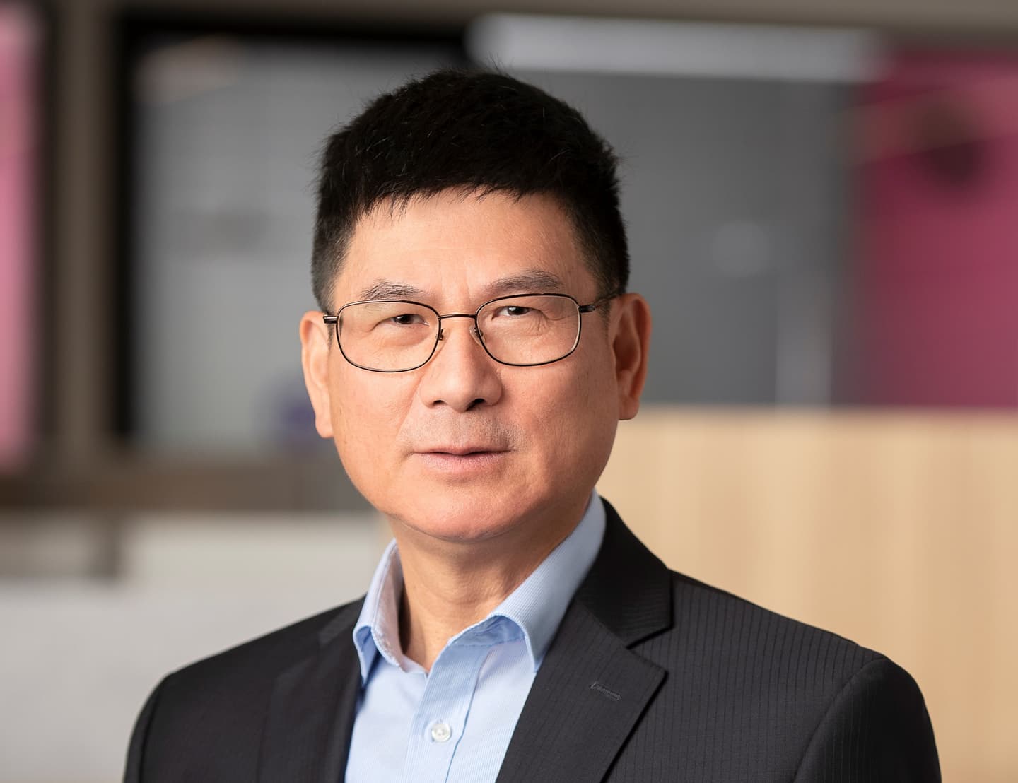 Dr. Cheng Yi Chen Dr. Cheng Yi Chen